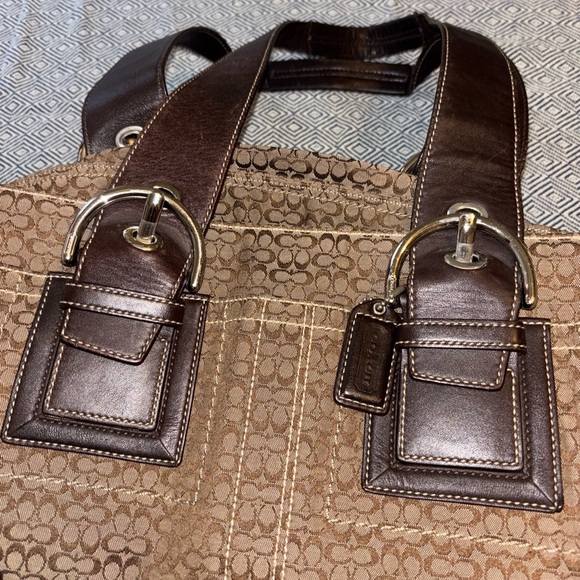 Coach Brown Signature Bag - Picture 4 of 6